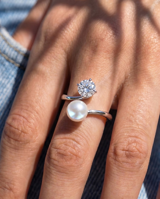 LUNA - Moissanite & Pearl - Silver 925 | 925 Sterling Silver | Lexan